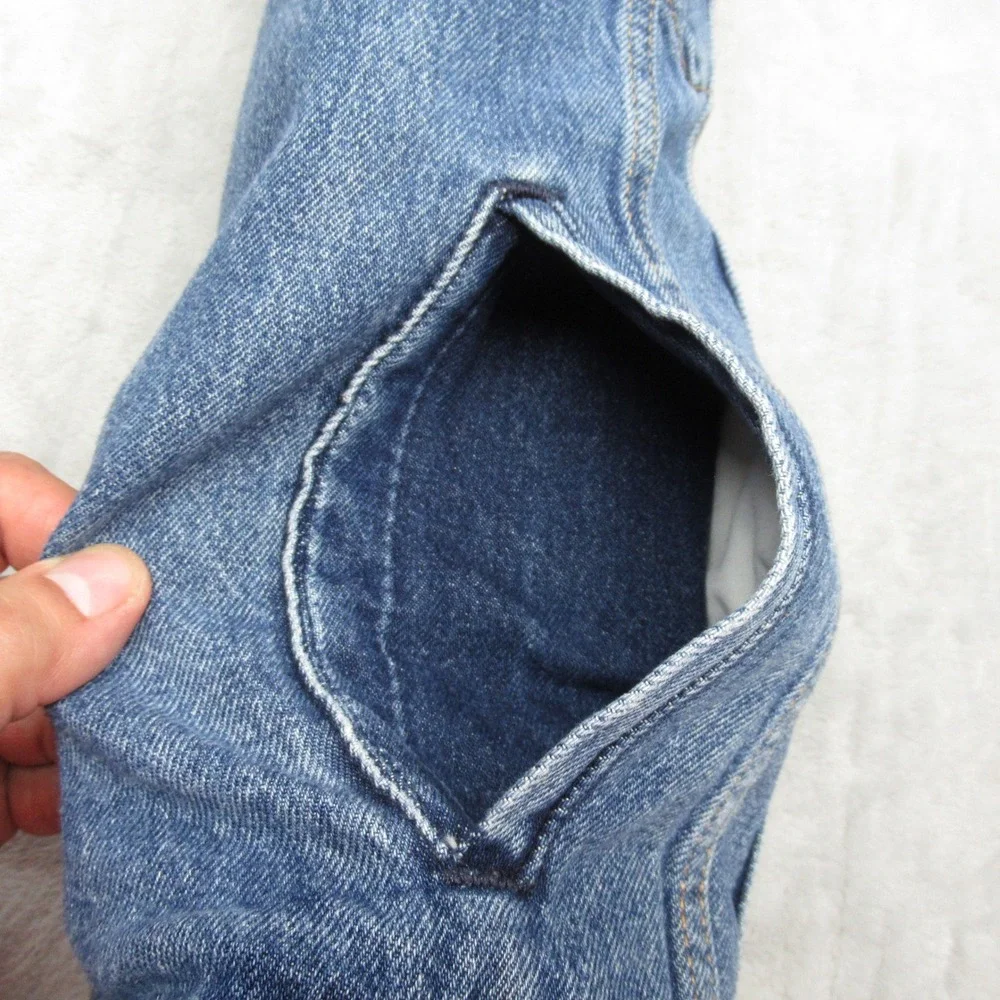 Levis item has